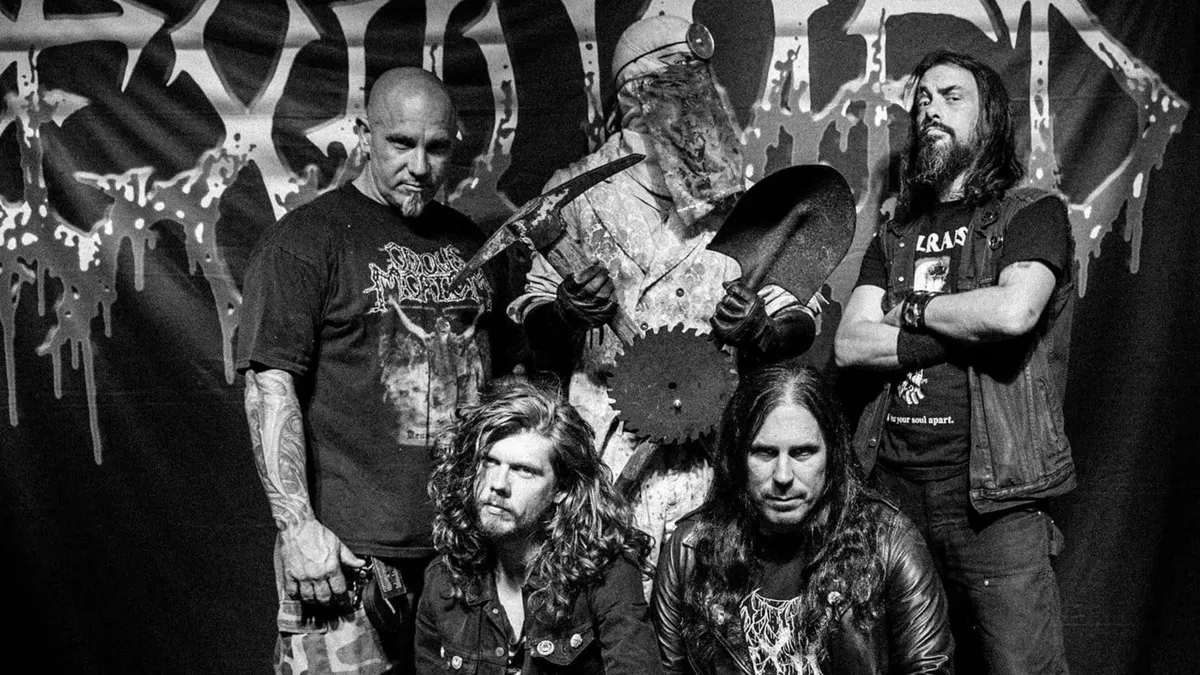 EXHUMED w/ Jarhead Fertilizer, Savage Master and Molder
