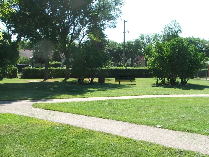 Ground-level photograph of Buena Vista Park from the city park map.
