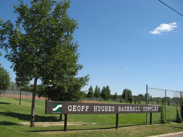 Ground-level photograph of Geoff Hughes Baseball Complex from the city park map.