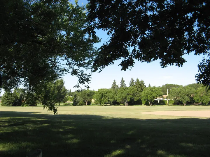 Ground-level photograph of Henry Kelsey North Park from the city park map.