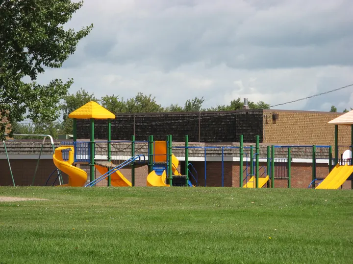 Ground-level photograph of Kistikan Park from the city park map.
