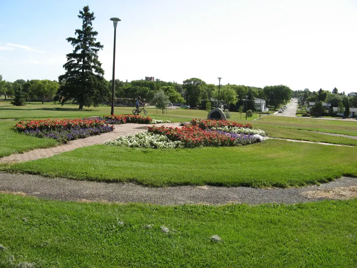 Ground-level photograph of Leif Erickson Park from the city park map.
