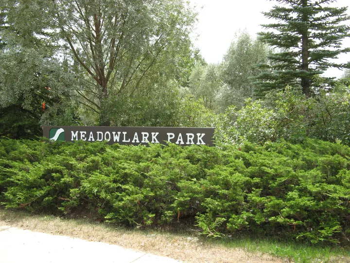 Ground-level photograph of Meadowlark Park from the city park map.