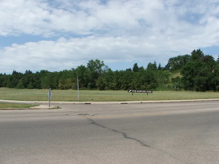 Ground-level photograph of PCR Banting Park from the city park map.