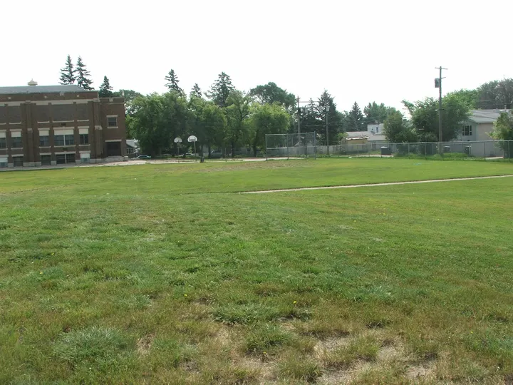 Ground-level photograph of Pleasant Hill Park from the city park map.